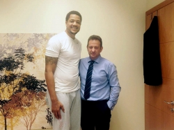 O Tony Woods επιστρεφει στα παρκε!
